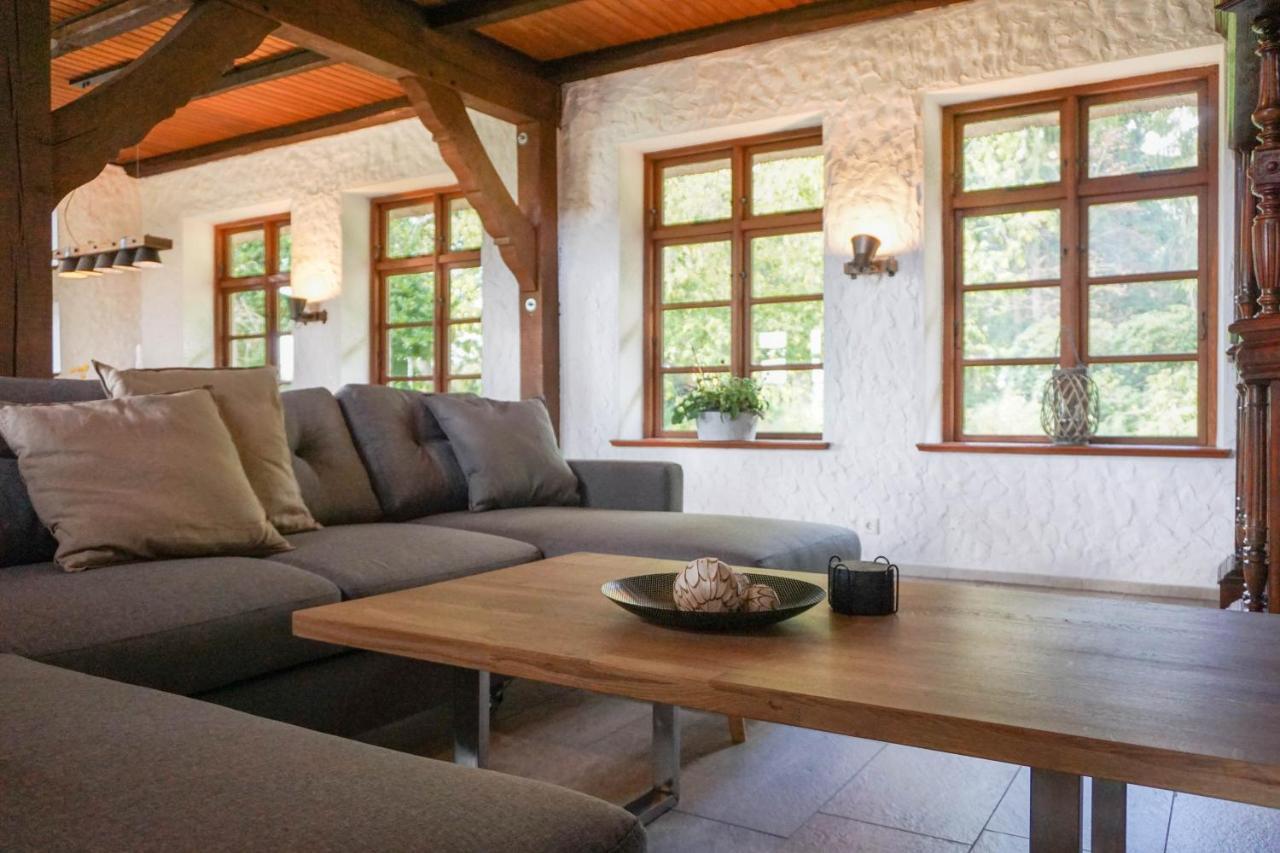 Ruhe Unter Reet-Haus Mit Sauna, Whirlpool Und Kamin Gnarrenburg Exteriör bild