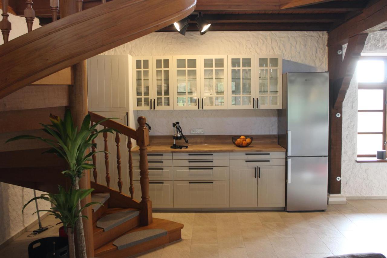 Ruhe Unter Reet-Haus Mit Sauna, Whirlpool Und Kamin Gnarrenburg Exteriör bild