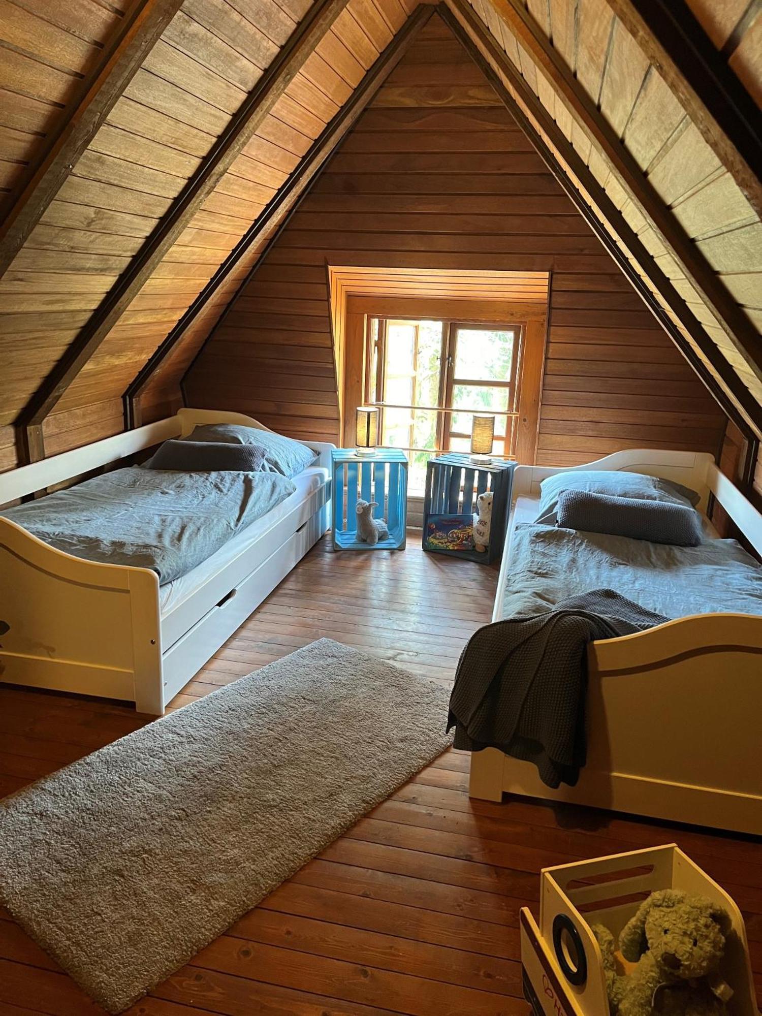 Ruhe Unter Reet-Haus Mit Sauna, Whirlpool Und Kamin Gnarrenburg Exteriör bild
